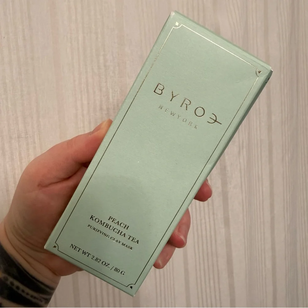 NIB💥 BYROE Peach Kombucha Tea Purifying Clay Mask